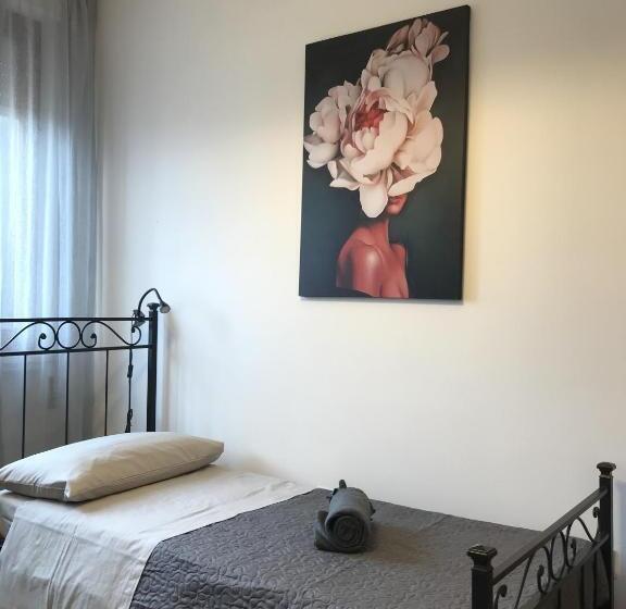 Номер Стандарт Совместная Ванная, Attico23