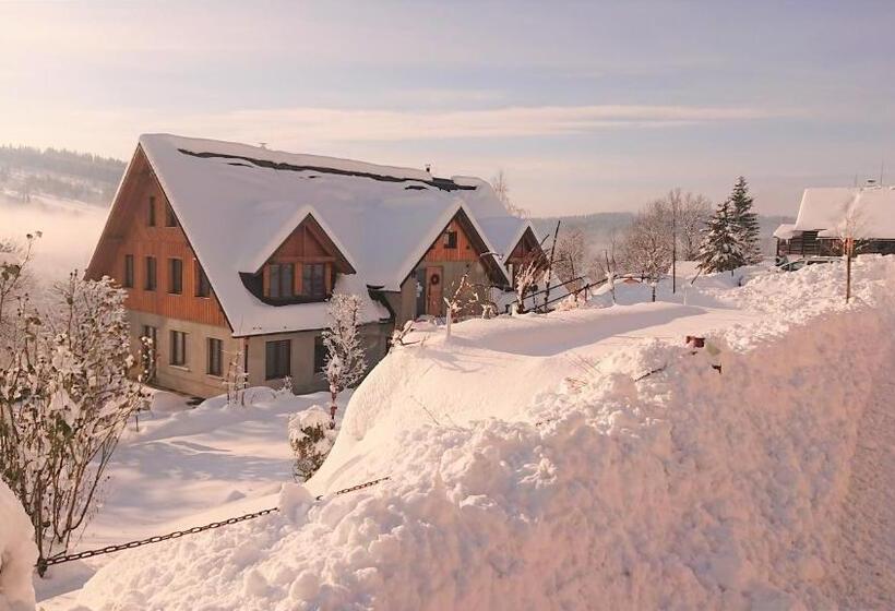 带2个卧室的公寓, Rock Inn