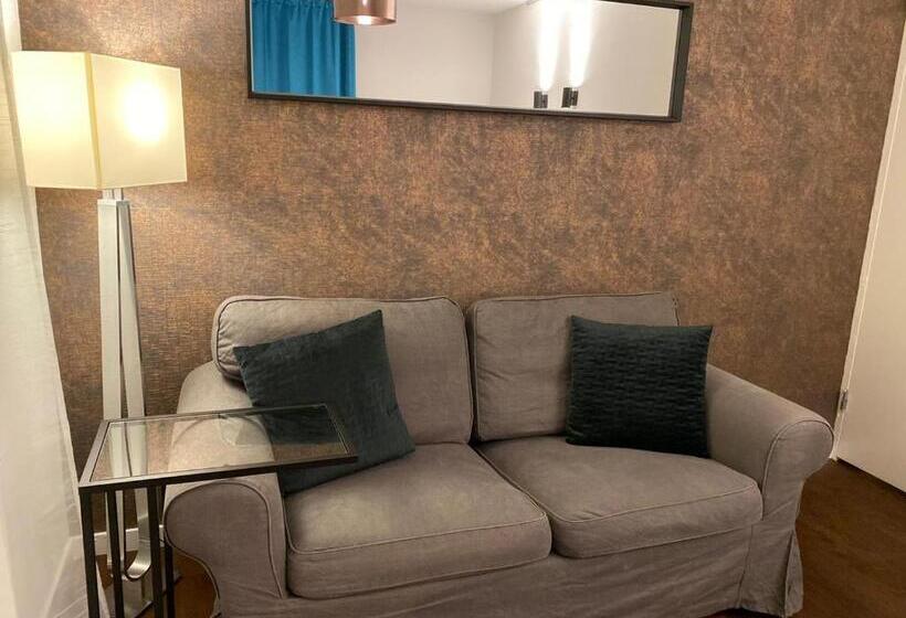 Quarto Deluxe Cama King, B&b By The C