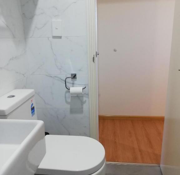 غرفة قياسية فردية, Bha