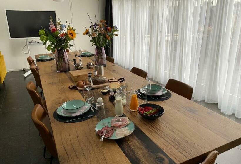 غرفة قياسية سرير كينج, Bed & Breakfast De Oude Kapel