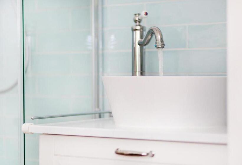 غرفة قياسية سرير كينج, Bed & Breakfast De Oude Kapel