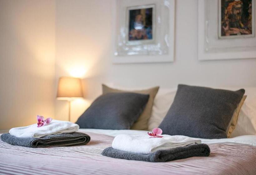 غرفة قياسية سرير كينج, Bed & Breakfast De Oude Kapel