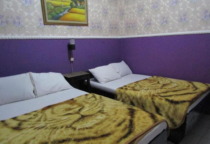 Вилла Superior 1 Спальня, Penginapan Melati Sarangan