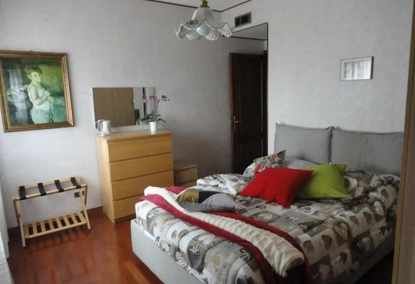 اتاق استاندارد, House Dolcevita 30 Min Per Venezia