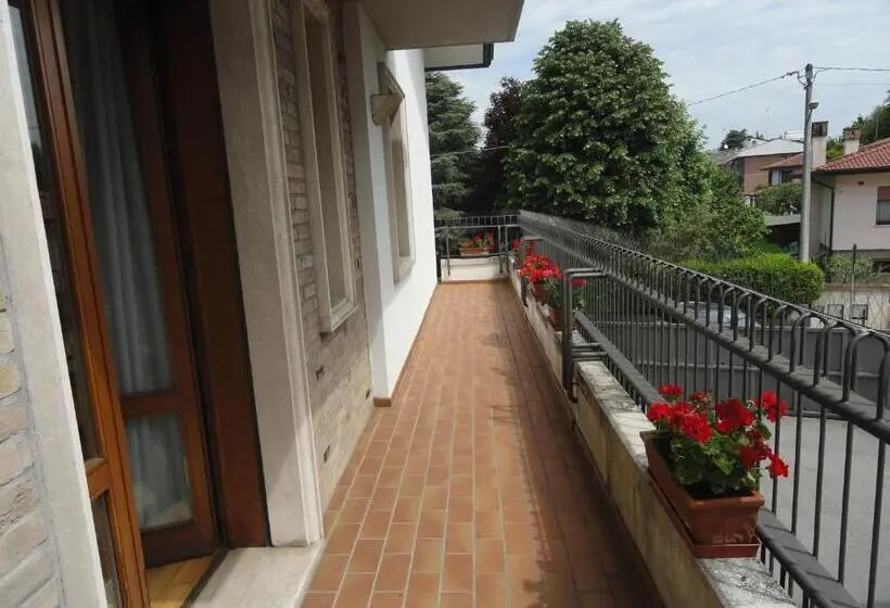اتاق استاندارد سه نفره, House Dolcevita 30 Min Per Venezia