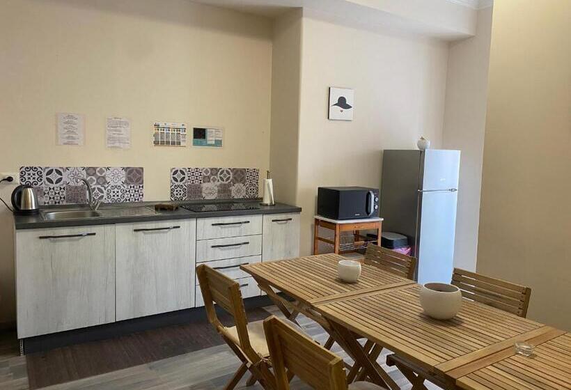 اتاق استاندارد, R&b Santa Nicolella