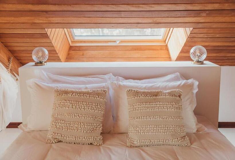 غرفة ديلوكس مطلّة علي البحر مزوَّدة بشُرفة, Joy Beach House