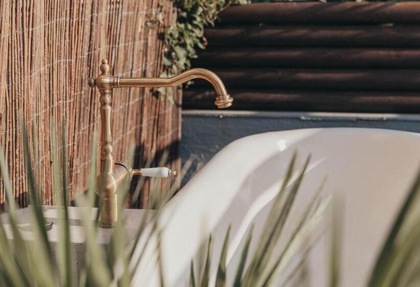 غرفة ديلوكس مطلّة علي البحر مزوَّدة بشُرفة, Joy Beach House