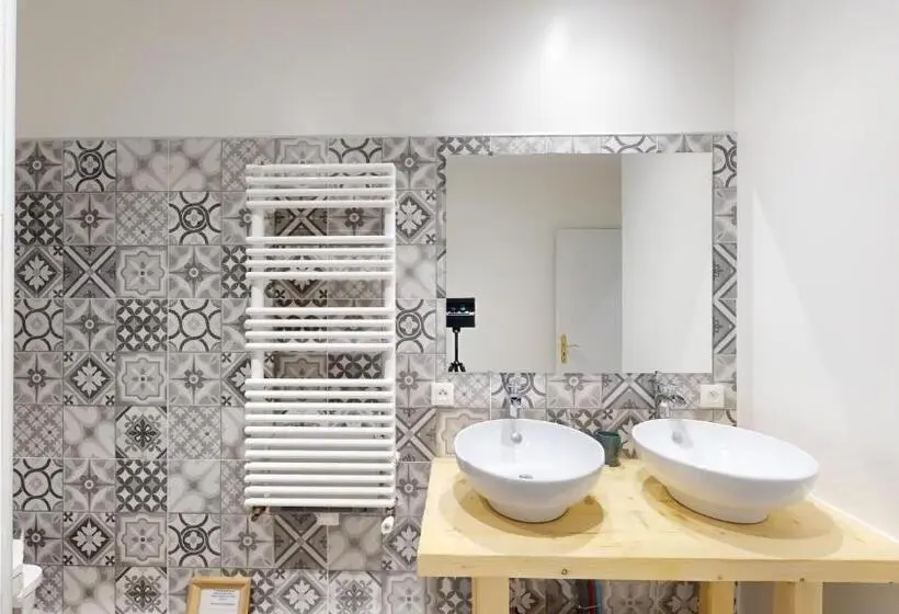 Standard room with outdoor bath, Les Terrisses   Chambres D Hôtes Avec Piscine
