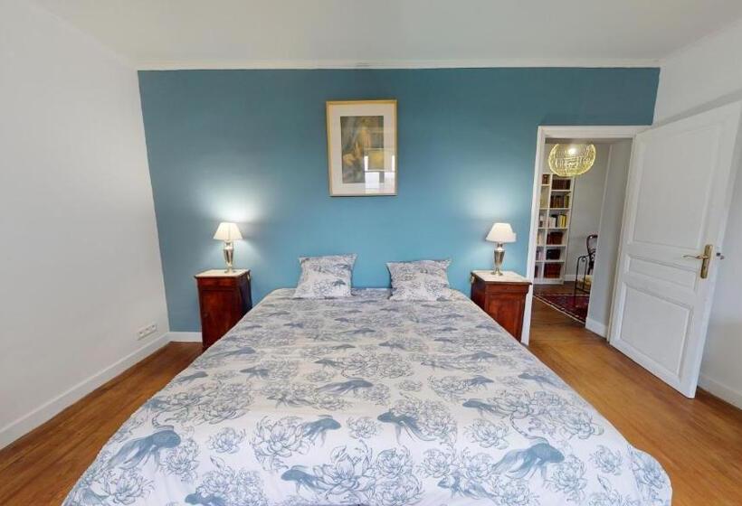 غرفة قياسية مطلّة علي حمام السباحة, Les Terrisses   Chambres D Hôtes Avec Piscine