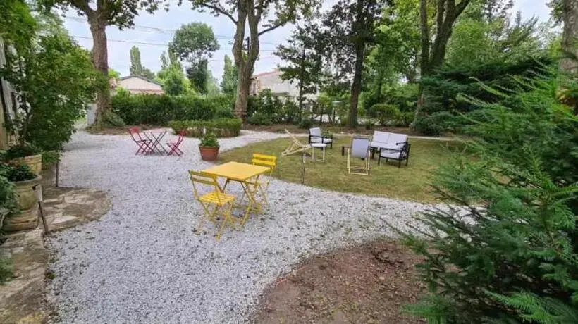 １ベッドルームハウス, Les Terrisses   Chambres D Hôtes Avec Piscine