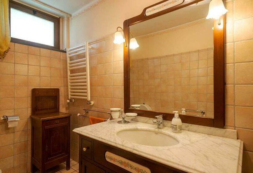 חדר סטנדרט לשלושה, Villa Grandiosa Fc