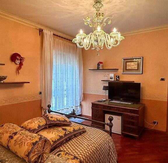 חדר סטנדרט נוף לבריכה, Villa Grandiosa Fc