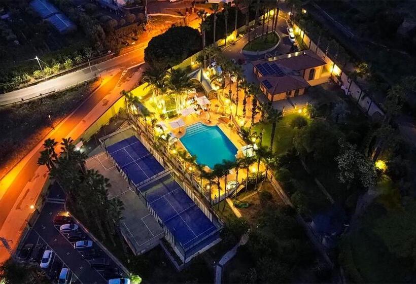 标准间带露台, Villa Grandiosa Fc