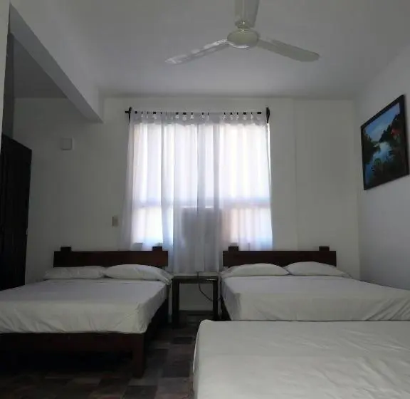 ファミリールーム, Don Luis Hostal Sucursal Hidalgo Tecolutla