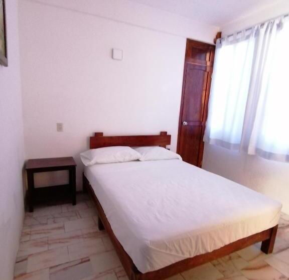 חדר סטנדרט, Don Luis Hostal   Sucursal Hidalgo   Tecolutla