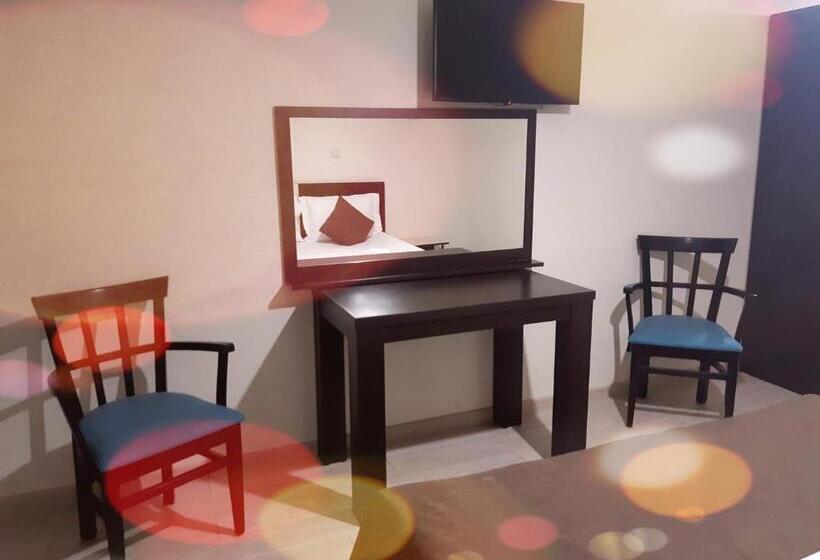 اتاق استاندارد با بالکن, Lion S