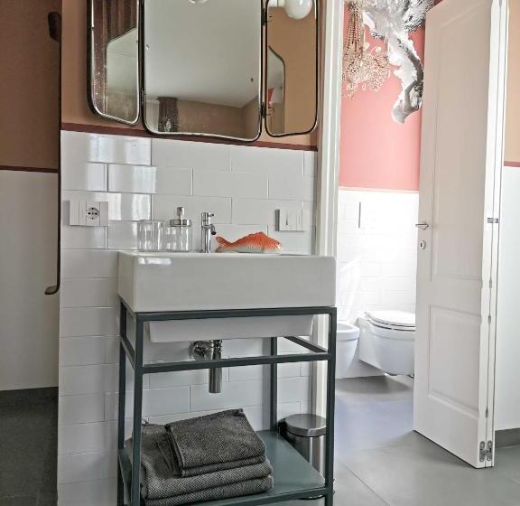 Номер Стандарт, Casa Sebina   Your Design Home On The Lake   3 Bathrooms 3 Bedrooms