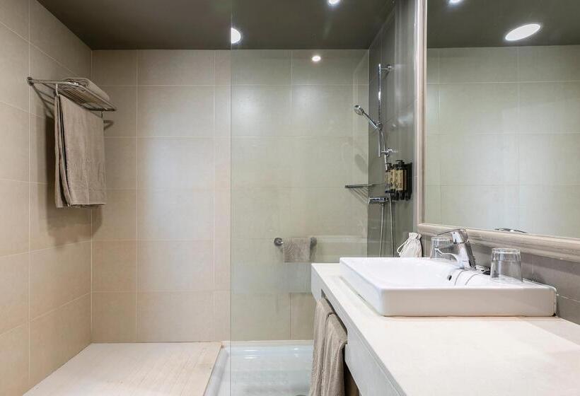 سوییت جونیور, Hd Beach Resort