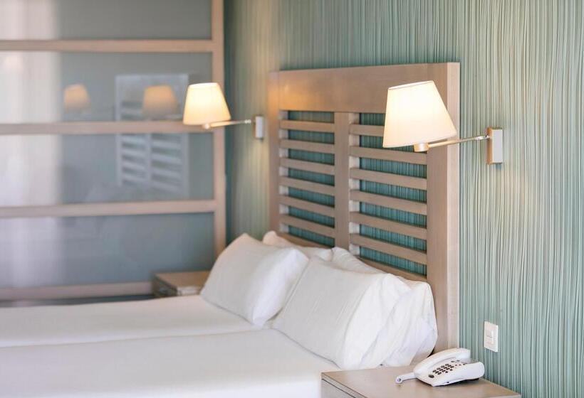 سوییت جونیور, Hd Beach Resort