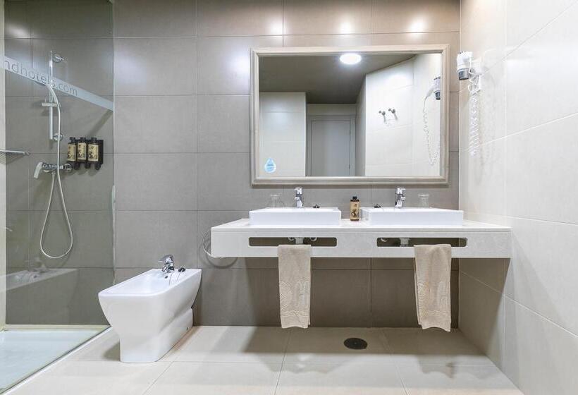 سوییت جونیور با چشمانداز دریا, Hd Beach Resort