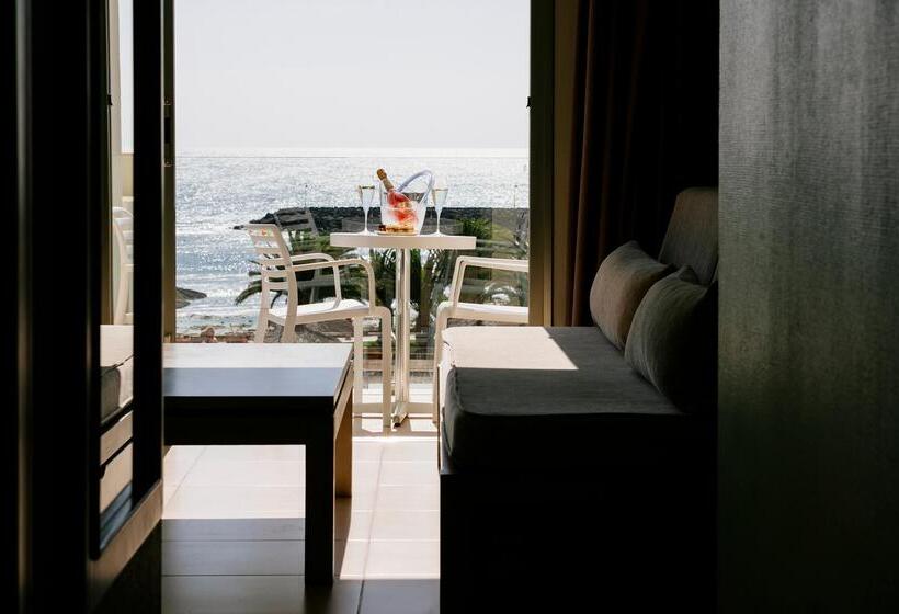 سوییت جونیور با چشمانداز دریا, Hd Beach Resort