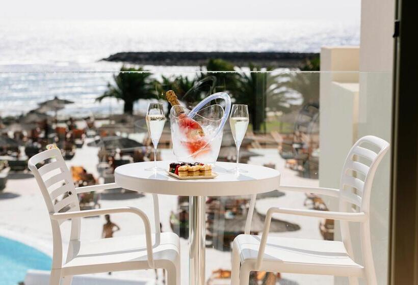 سوییت جونیور با چشمانداز دریا, Hd Beach Resort