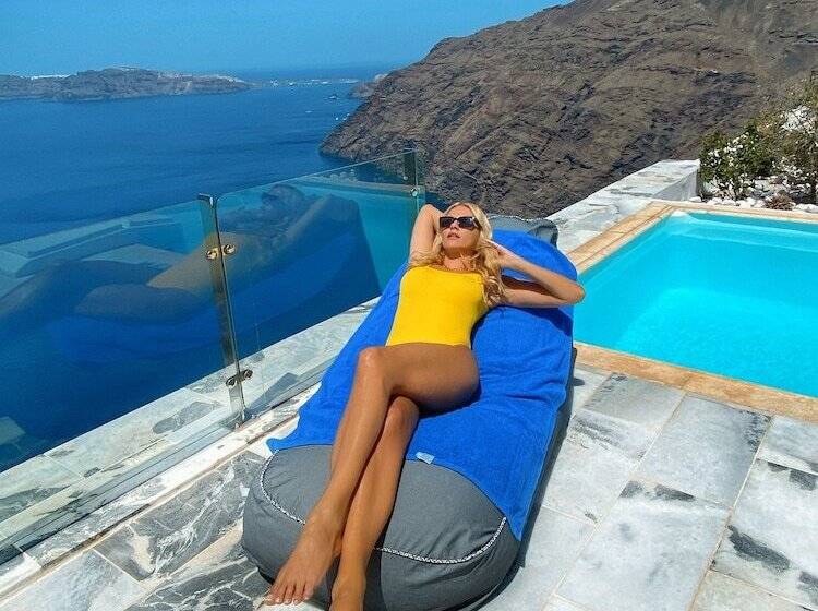 סוויטת אקזקיוטיב נוף לים, Csky