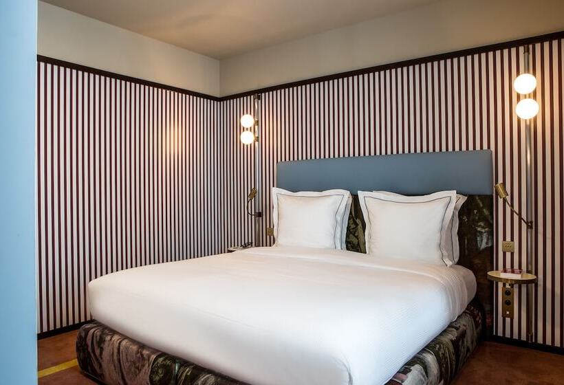 デラックスルーム, Hôtel Du Rond Point Des Champs élysées   Esprit De France