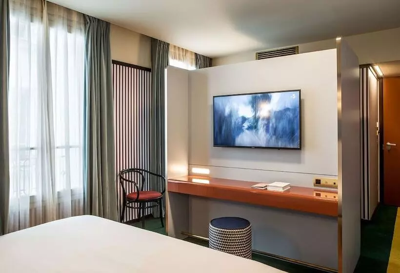 سوییت خانوادگی, Hôtel Du Rond Point Des Champs élysées   Esprit De France