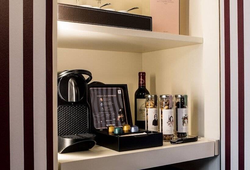 スイート（家族用）, Hôtel Du Rond Point Des Champs élysées   Esprit De France