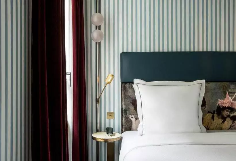 اتاق کلاسیک, Hôtel Du Rond Point Des Champs élysées   Esprit De France