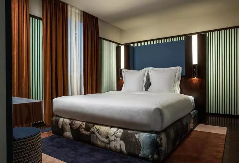 اتاق لوکس, Hôtel Du Rond Point Des Champs élysées   Esprit De France