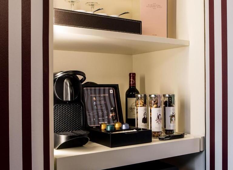 スイート, Hôtel Du Rond Point Des Champs élysées   Esprit De France