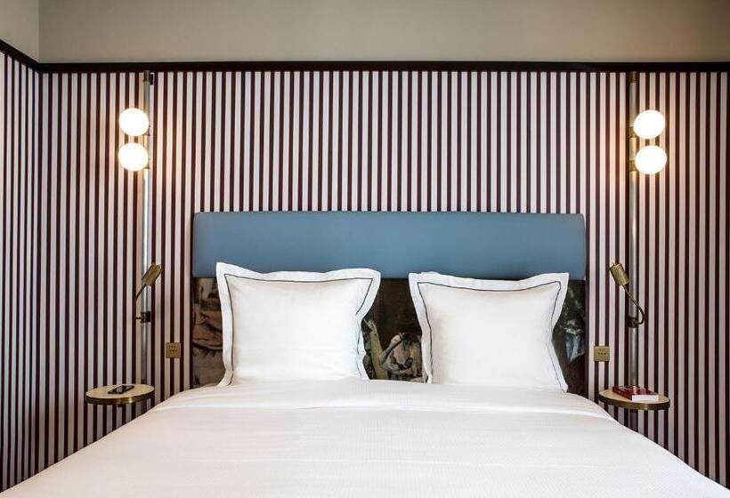 1ベッドルームアパートメントをつなぐ, Hôtel Du Rond Point Des Champs élysées   Esprit De France