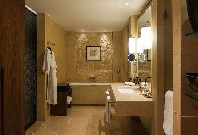 غرفة قياسية مطلّة علي حمام السباحة, Grand Hyatt Goa