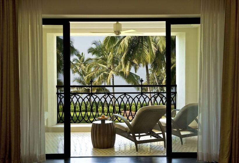 غرفة قياسية مطلّة علي حمام السباحة, Grand Hyatt Goa