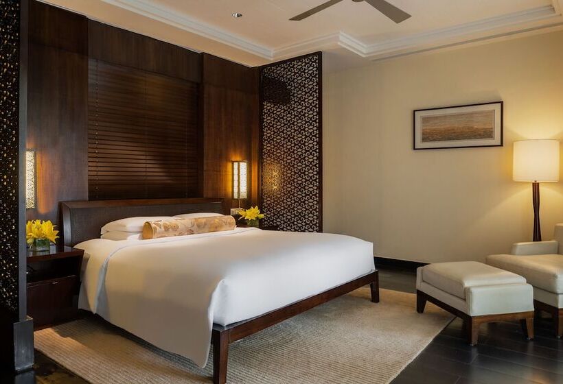 غرفة كلوب بإطلالة على المسبح, Grand Hyatt Goa