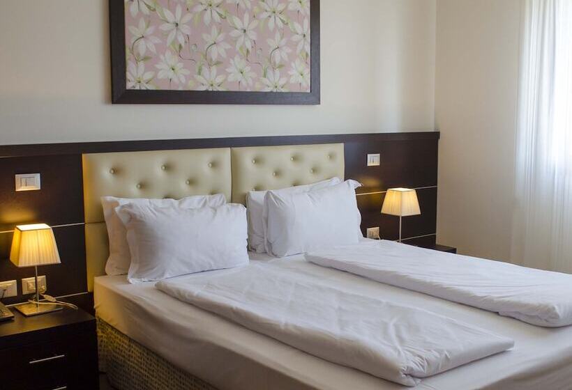 اتاق سوپریور سه تخته, Green Garden Resort   Smart