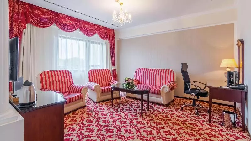 キングサイズベッドのジュニアスイート, Hilton Sibiu