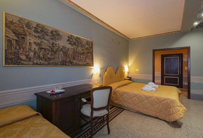 سوییت خانوادگی, I Portici Hotel   Residenza D Epoca