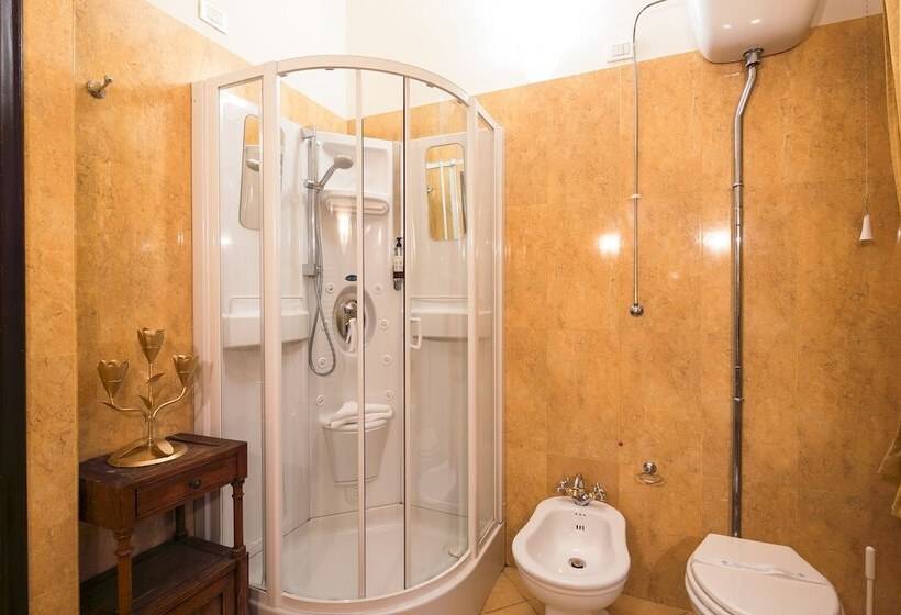 Standard Room Double Bed City View, I Portici Hotel   Residenza D Epoca
