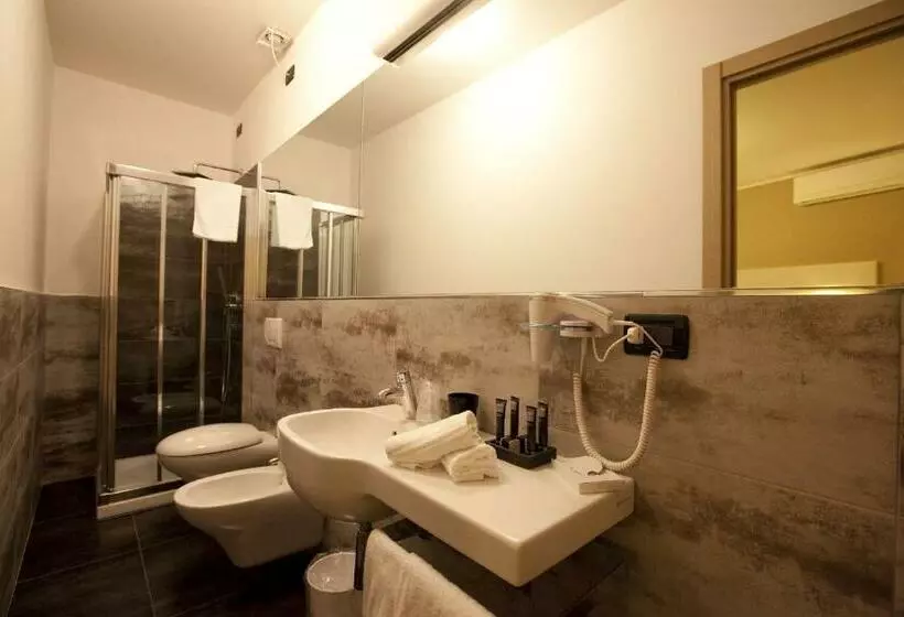 اتاق استاندارد یک نفره, La Meridiana