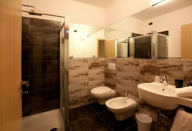اتاق استاندارد یک نفره, La Meridiana