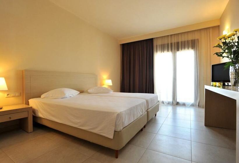 Triple Room Sea View, Porto Plaza