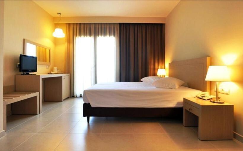 اتاق استاندارد با چشم‌انداز دریا, Porto Plaza