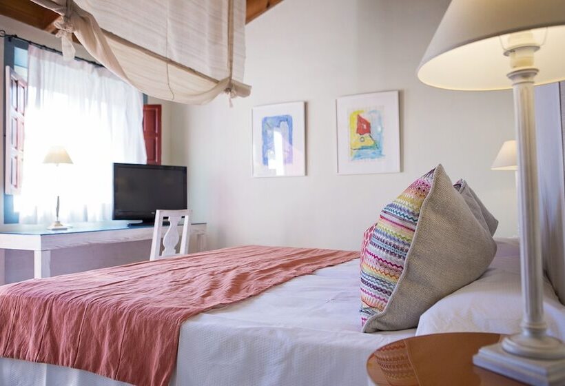 غرفة كلاسيكية, Cortijo Del Arte   Caminito Del Rey