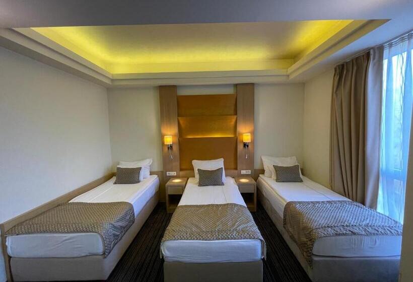 Pokój Deluxe Trzyosobowy, Spa Hotel Terme