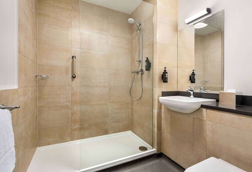 Номер Стандарт, Super 8 By Wyndham Chester East